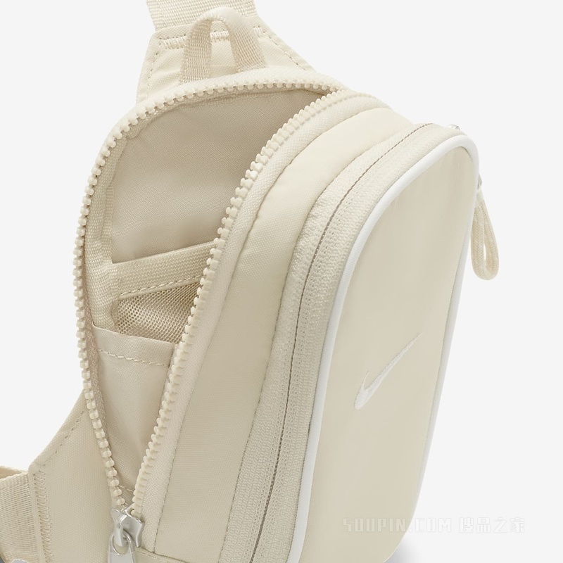 Nike Sportswear Essentials Crossbody 胸包