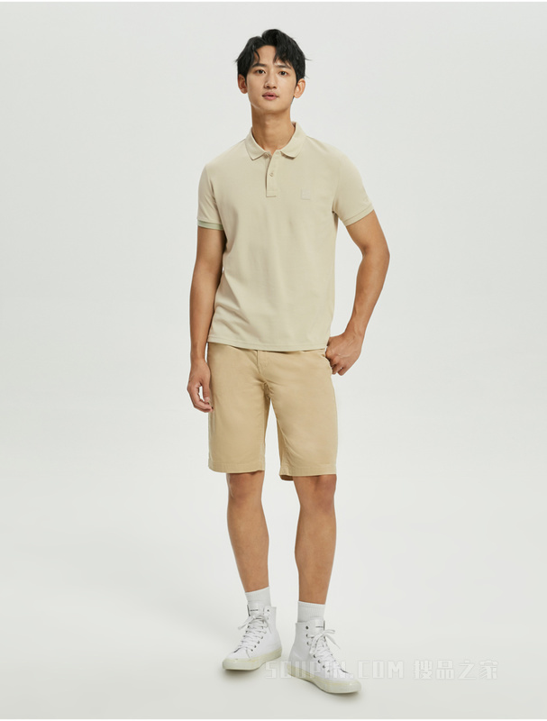Calvin Klein 22初秋男士休闲LOGO标牌纯棉透气翻领短袖POLO衫J321527