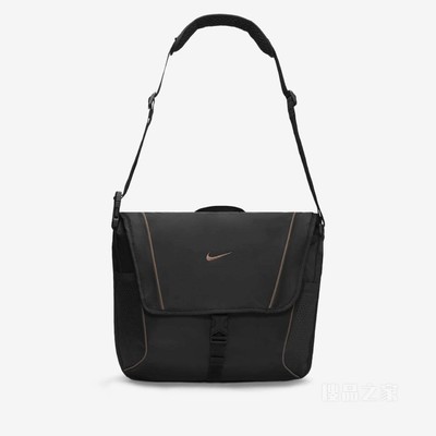 Nike Sportswear Essentials 单肩包