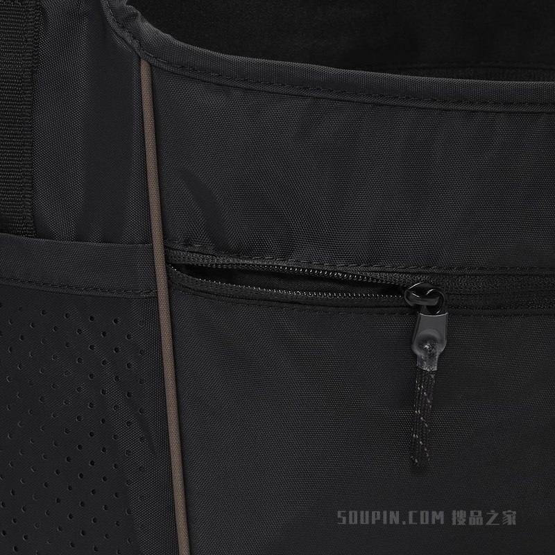 Nike Sportswear Essentials 单肩包