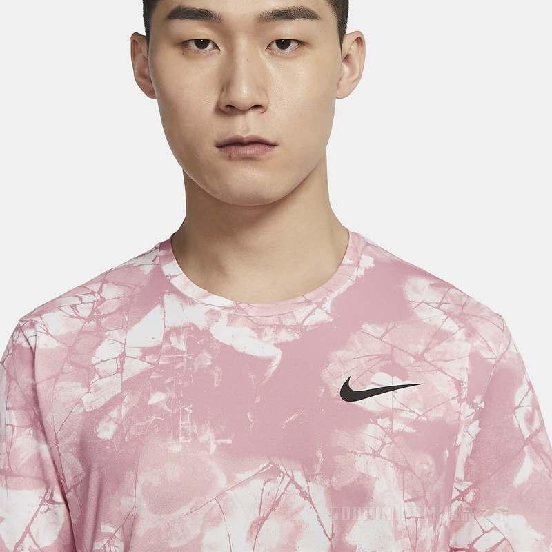 Nike Pro Dri-FIT 男子整版印花短袖训练T恤