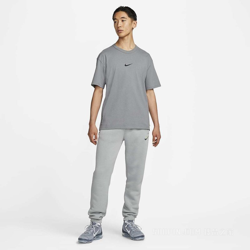 Nike Sportswear Premium Essentials 男子T恤