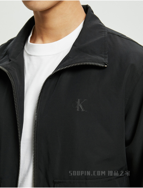 Calvin Klein 22初秋男士休闲立领拉链口袋LOGO贴片单夹克外套J321535