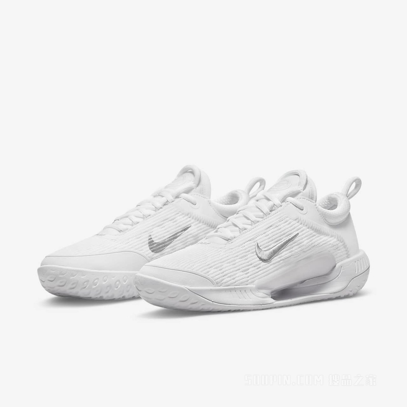 Nike Zoom Court NXT HC 女子硬地球场网球鞋