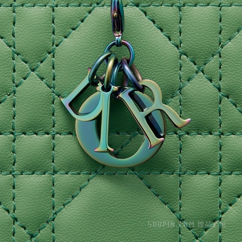 Lady Dior 手机袋 玉石绿羊皮革藤格纹