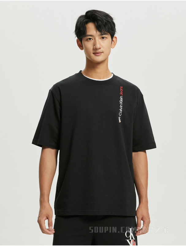 Calvin Klein 22早秋男女情侣中性爱心LOGO印花纯棉短袖卫衣J400174