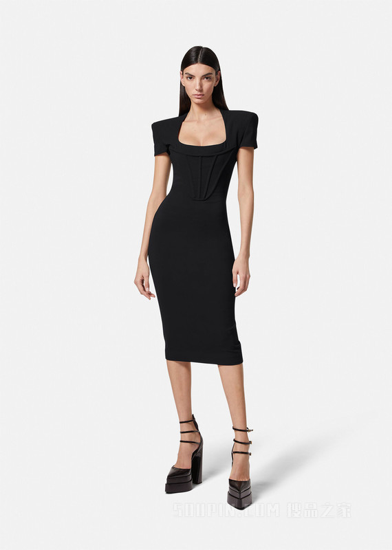 束腰迷笛连衣裙