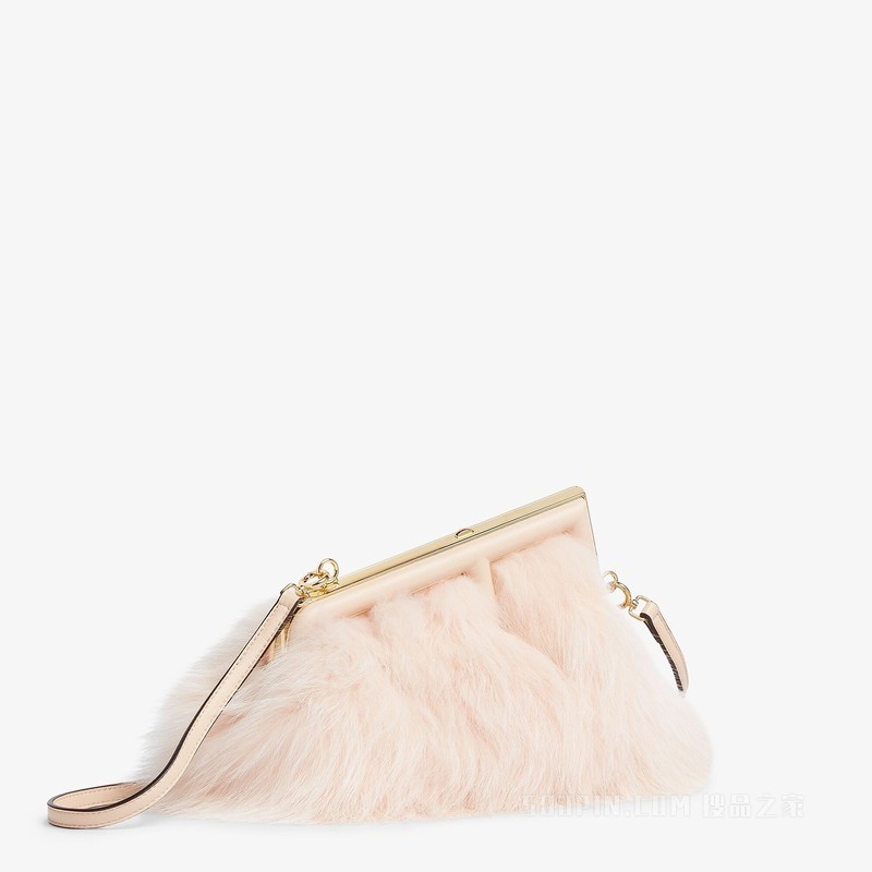 Fendi First小号手袋 浅粉红色狐狸皮草手袋