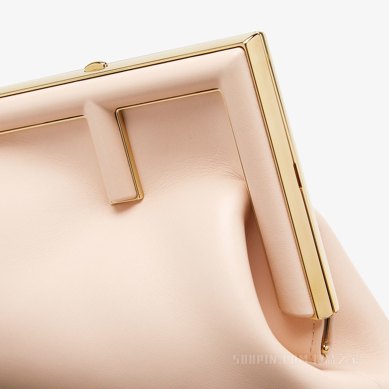 Fendi First小号手袋 浅粉色皮革手袋
