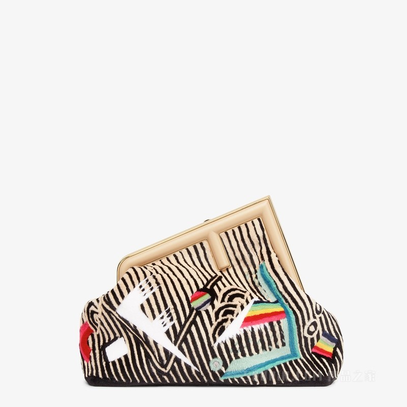 Fendi First中号手袋 拼色镶饰貂毛手袋