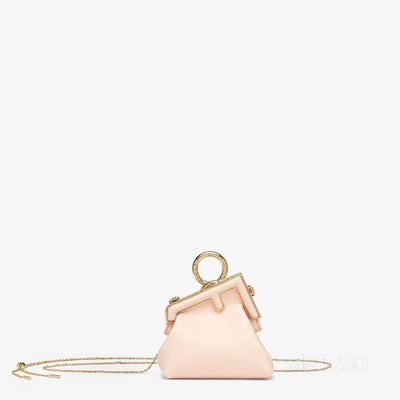 Fendi First吊饰Nano版 浅粉红色纳帕皮革吊饰