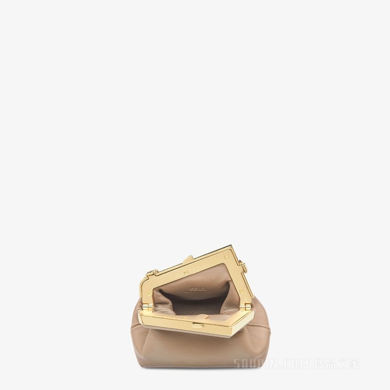 Fendi First吊饰Nano版 鸽子灰纳帕皮革吊饰