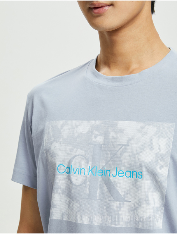 Calvin Klein 22初秋新款男士时尚印花LOGO纯棉吸汗透气短袖T恤J321530