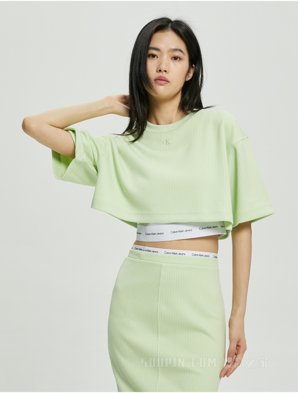 Calvin Klein 22初秋女士两件套LOGO织带背心+短款刺绣短袖卫衣J219670