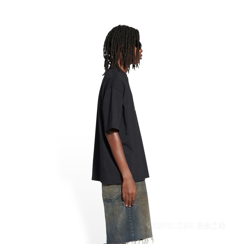 QIXI CREST中等剪裁T恤