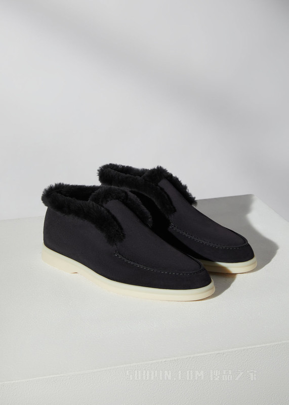 Open Walk 踝靴 绒毛牛皮革含皮毛衬里