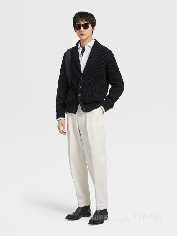 深紫色 Oasi Cashmere 圆领针织衫
