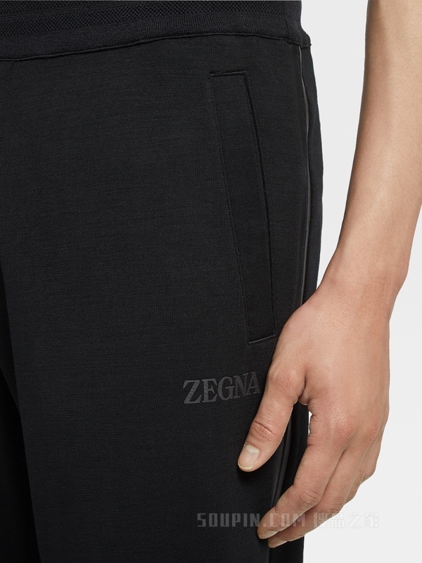 黑色 Techmerino™ 羊毛慢跑裤