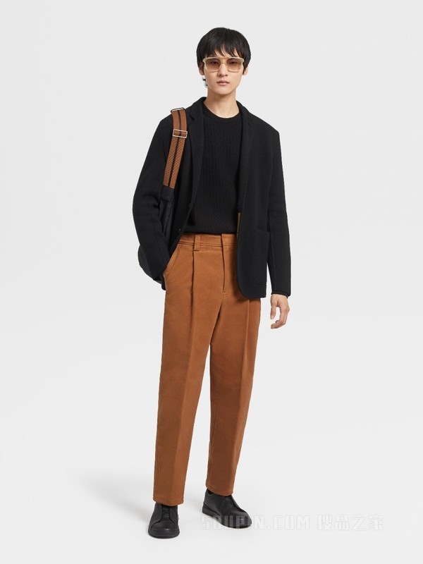 黑色 Oasi Cashmere 圆领针织衫