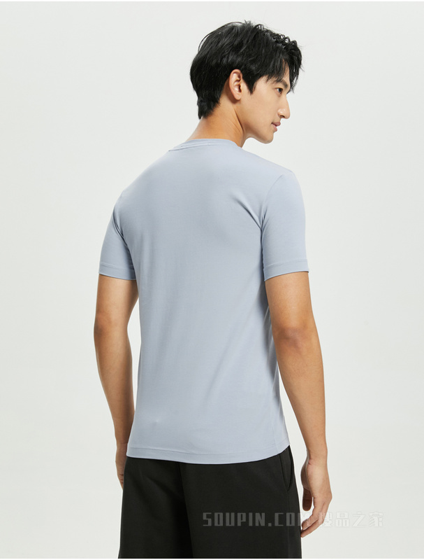 Calvin Klein 22初秋男士休闲线型叠印LOGO修身圆领透气短袖T恤J321529