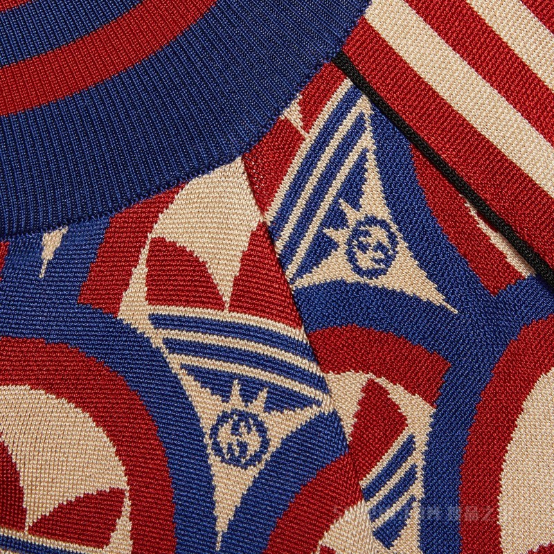 adidas x Gucci联名系列拉链夹克 红色和蓝色