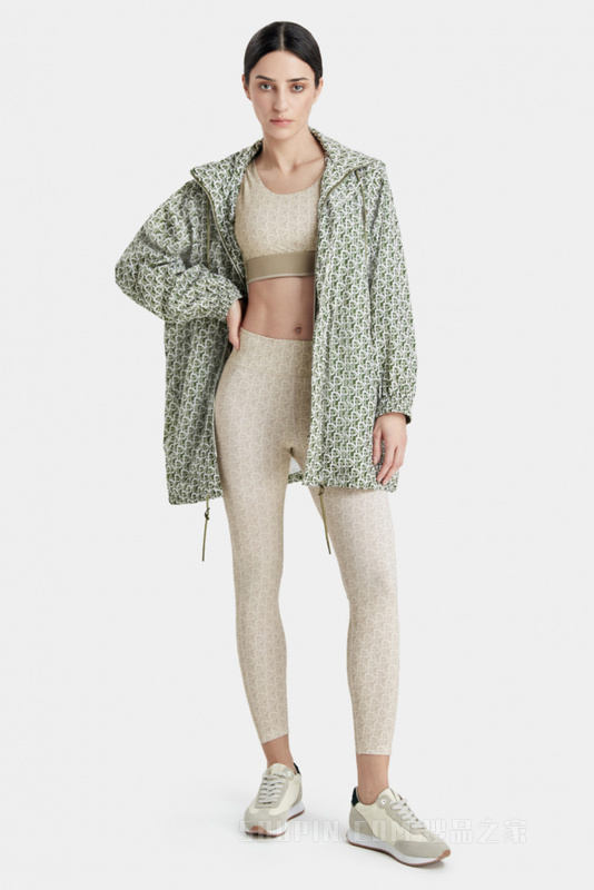 橄榄绿Logo印花运动长夹克