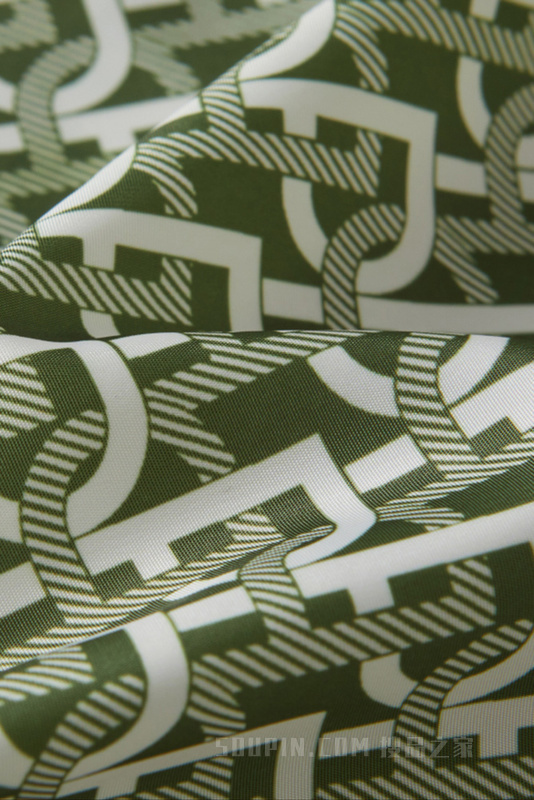 橄榄绿Logo印花运动长夹克