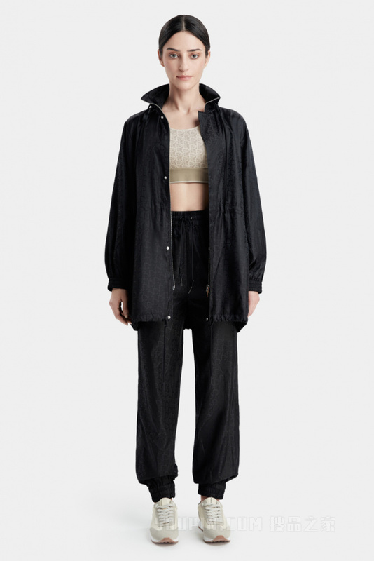 黑色Logo提花运动中长夹克