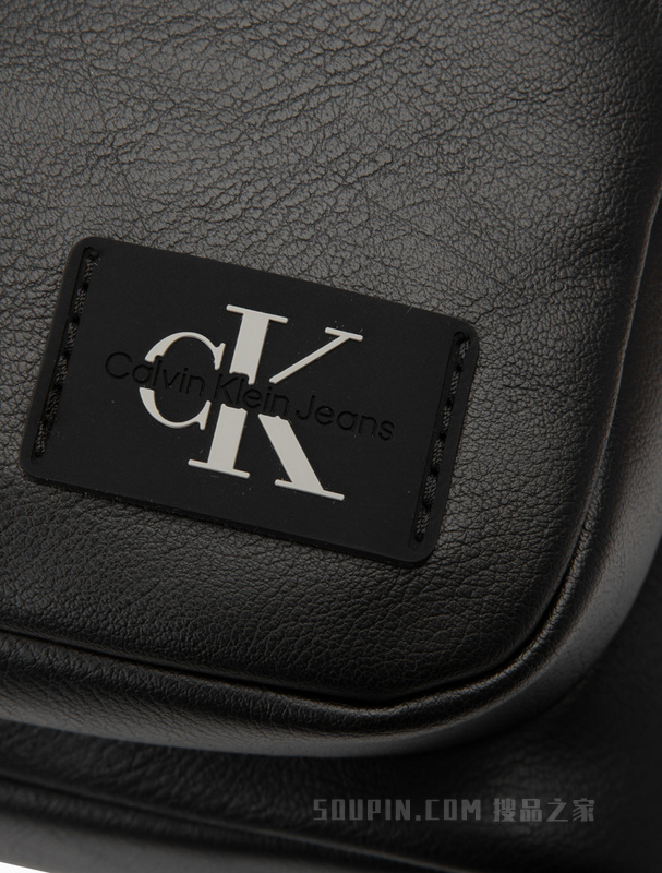 Calvin Klein 22秋冬新款男士时尚校园风LOGO贴片拉链圆形双肩包HH3527