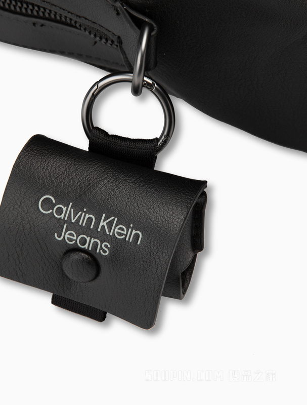 Calvin Klein 22秋冬新款男士机能风LOGO贴片大容量飞行员双肩包HH3528