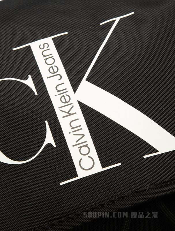 Calvin Klein 22秋冬男士插扣翻盖抽绳束口撞色LOGO大容量双肩包HH3501