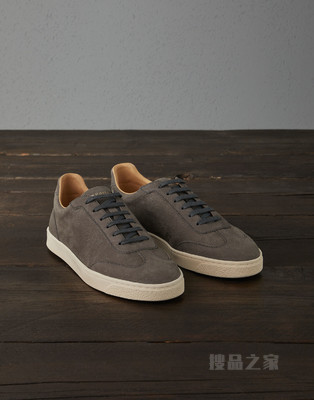 磨砂皮胶底鞋 磨沙皮胶底鞋，配天然橡胶鞋外底