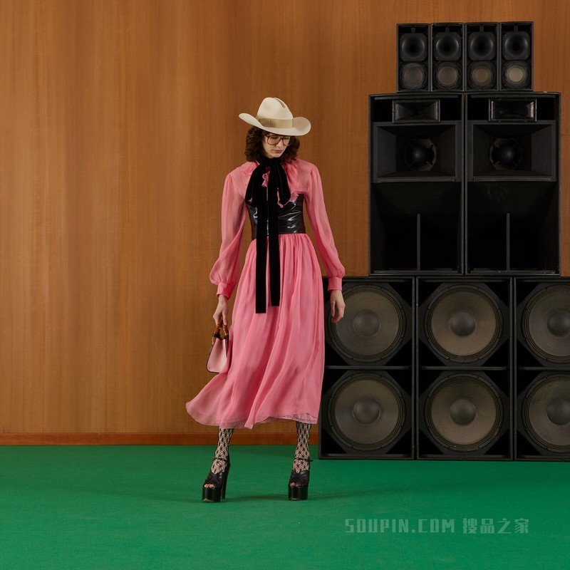 真丝长款连衣裙 亮粉色