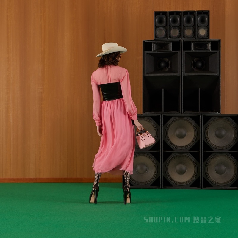 真丝长款连衣裙 亮粉色