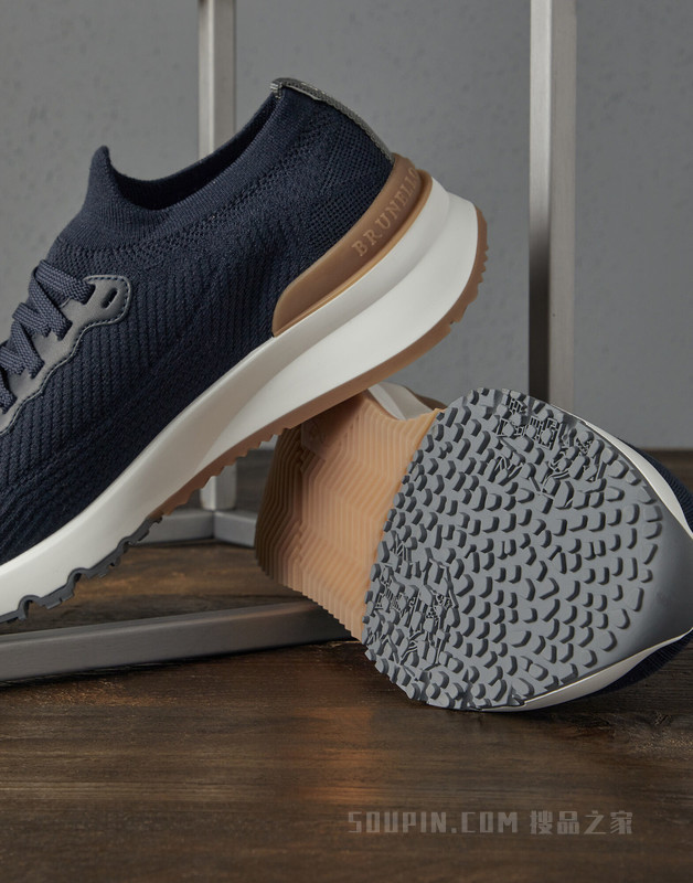 针织织物运动鞋 保暖鞋内衬，羊毛织物拼接半抛光小牛皮运动鞋