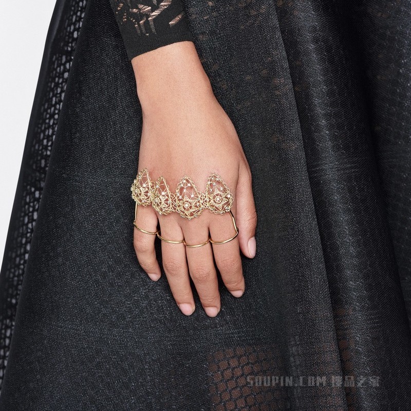 D-Renaissance 多指戒指 金色饰面金属和银色调仿水晶装饰