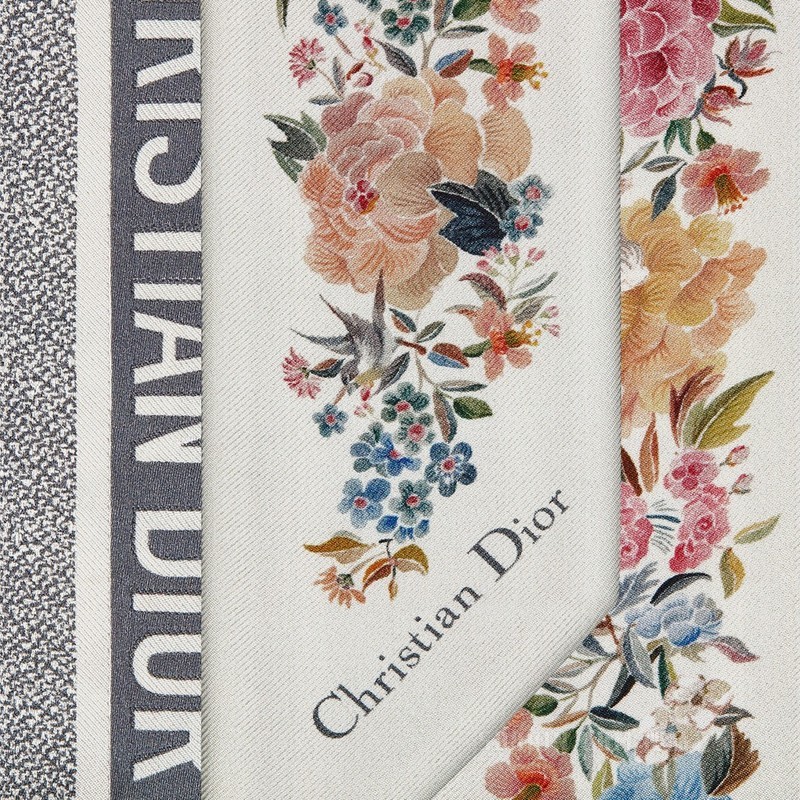 Mitzah 丝巾 白色桑蚕丝斜纹面料多色 Dior Jardin d'Hiver 印花