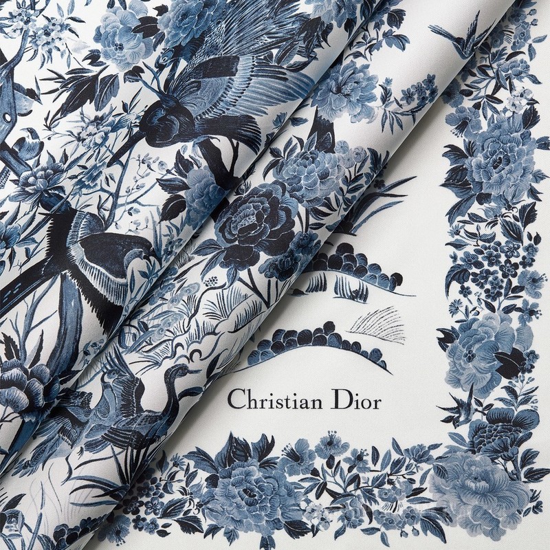 Dior 印花方巾 象牙色和蓝色桑蚕丝斜纹面料 Dior Jardin d'Hiver 印花