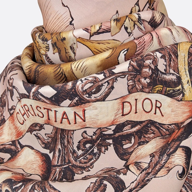 Dior 印花方巾 复古粉色和米白色桑蚕丝斜纹面料 Le Monde Tarot 印花
