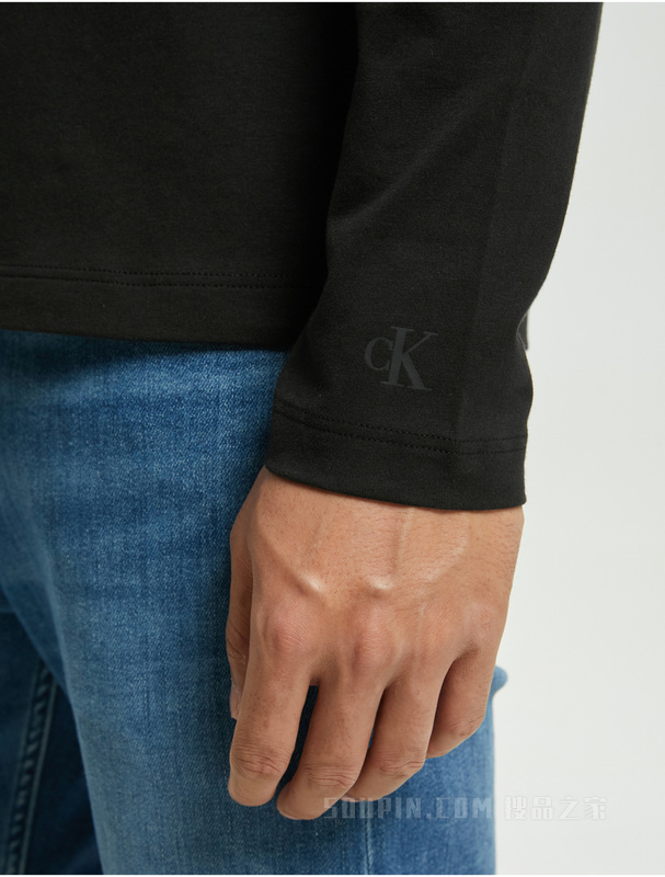 Calvin Klein 22秋冬新款男士休闲舒适撞色LOGO打底长袖T恤J322371
