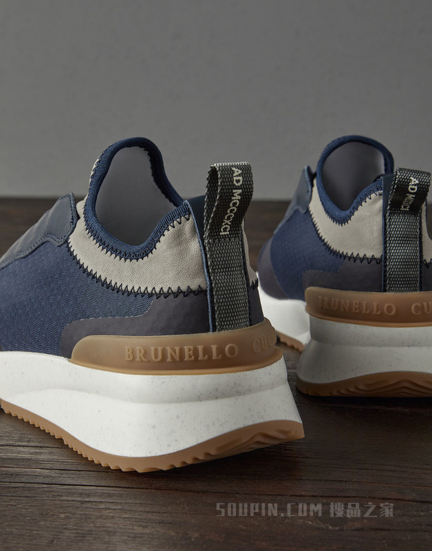 蜂巢织物和皮革拼接运动鞋 蜂巢织物和皮革拼接运动鞋