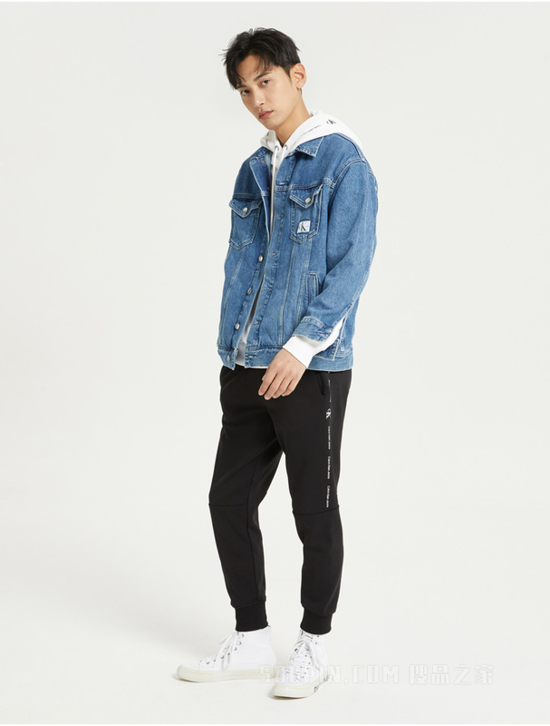 Calvin Klein 男士休闲抽绳连帽印花刺绣卫衣J319701