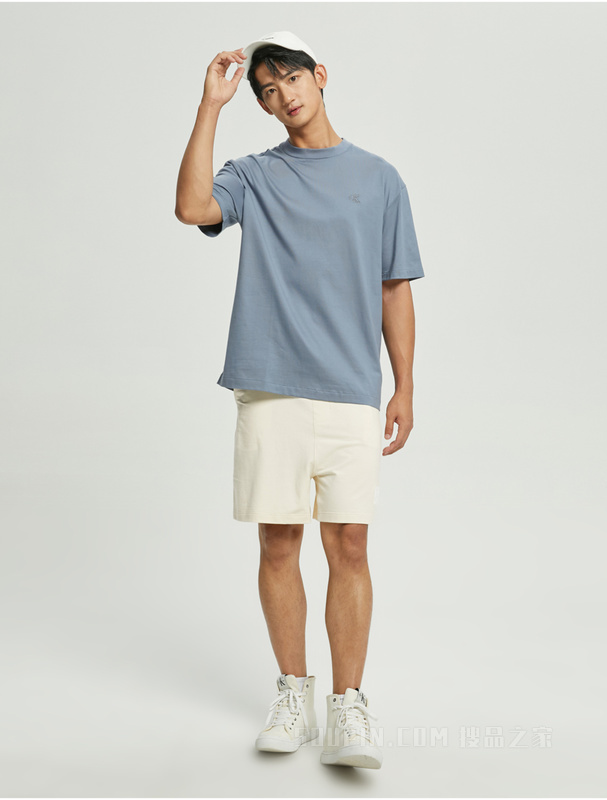Calvin Klein 22早秋男女情侣中性简约LOGO抽绳透气针织短裤J400176