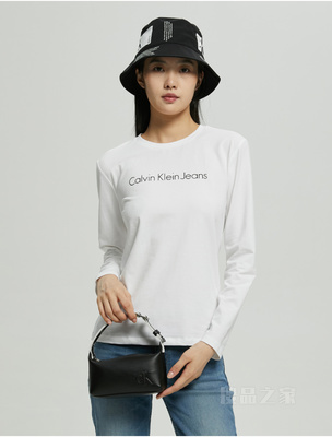 Calvin Klein 22早秋新款女士圆领简约印花舒适打底修身长袖T恤J217926
