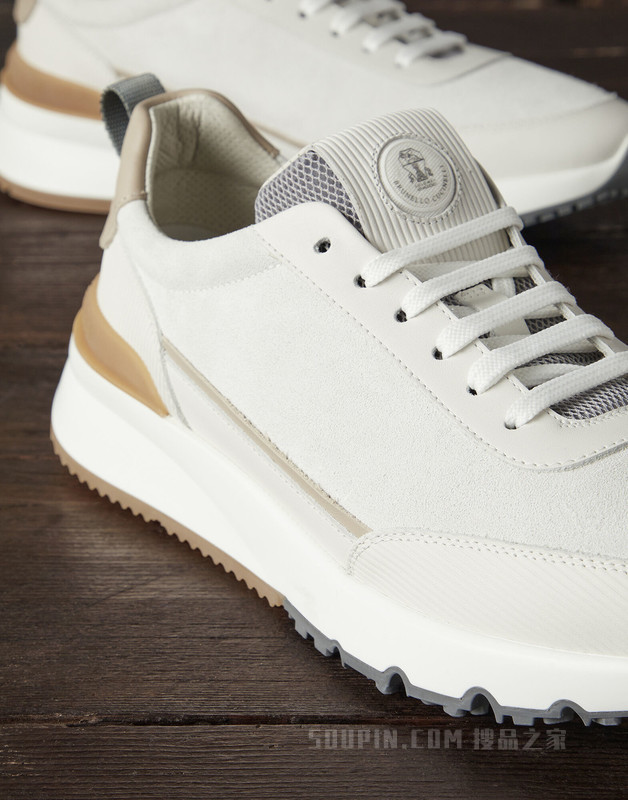 麂皮、小牛皮运动鞋 水洗麂皮配条纹小牛皮运动鞋