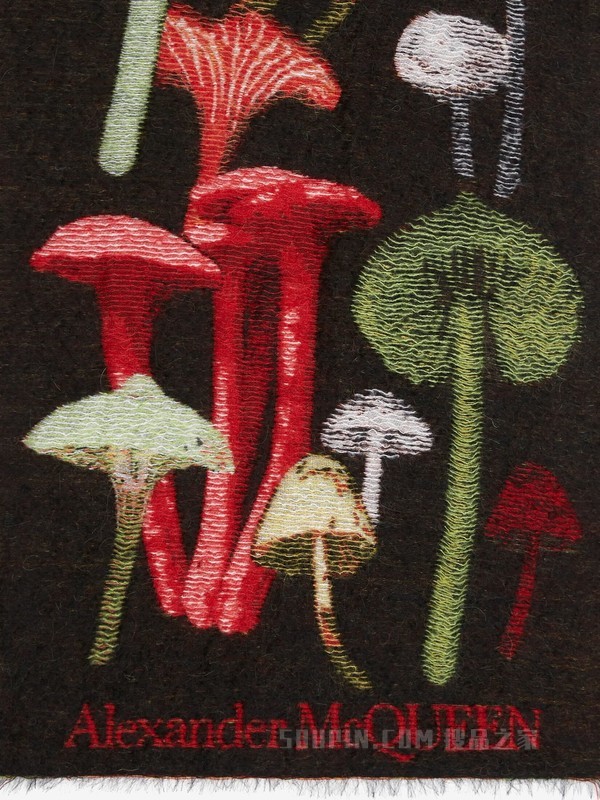 Psychedelic Mushroom围巾