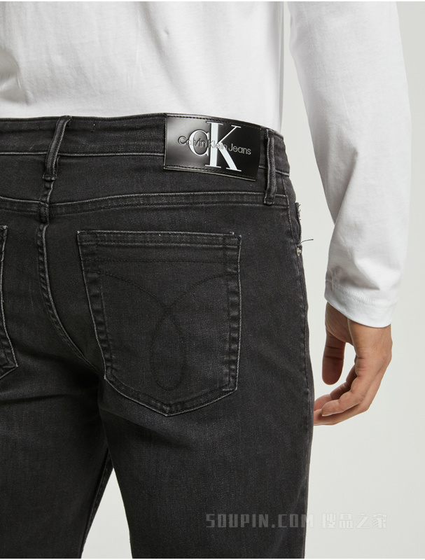 Calvin Klein 22早秋新款男士休闲合体版LOGO吊袢水洗高弹力牛仔裤J322280