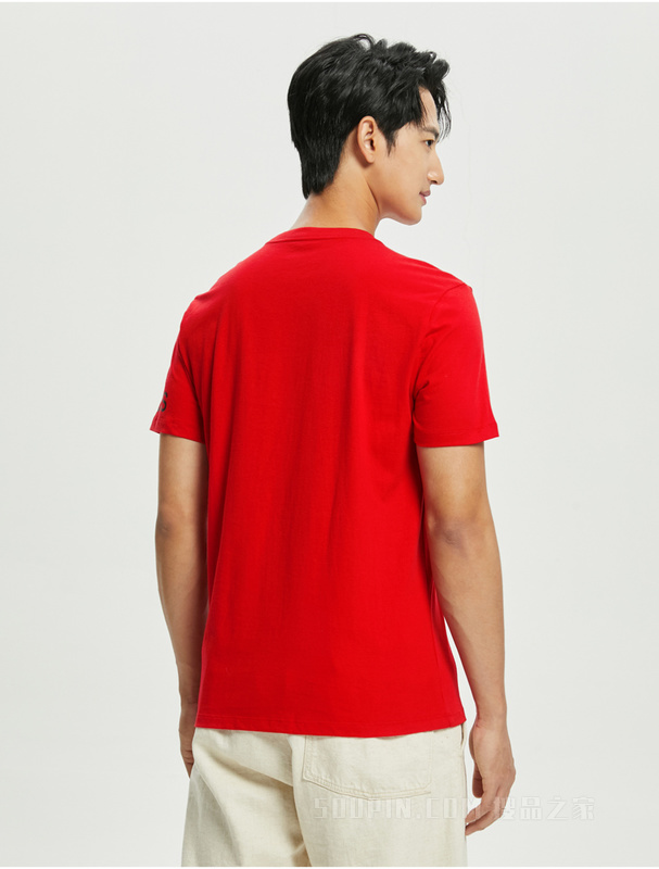 Calvin Klein 22春夏男士休闲简约纯棉圆领印花吸汗透气短袖T恤40DC821