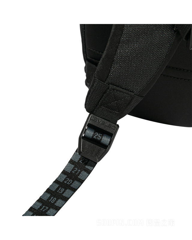 男女同款UA Triumph Sport双肩背包