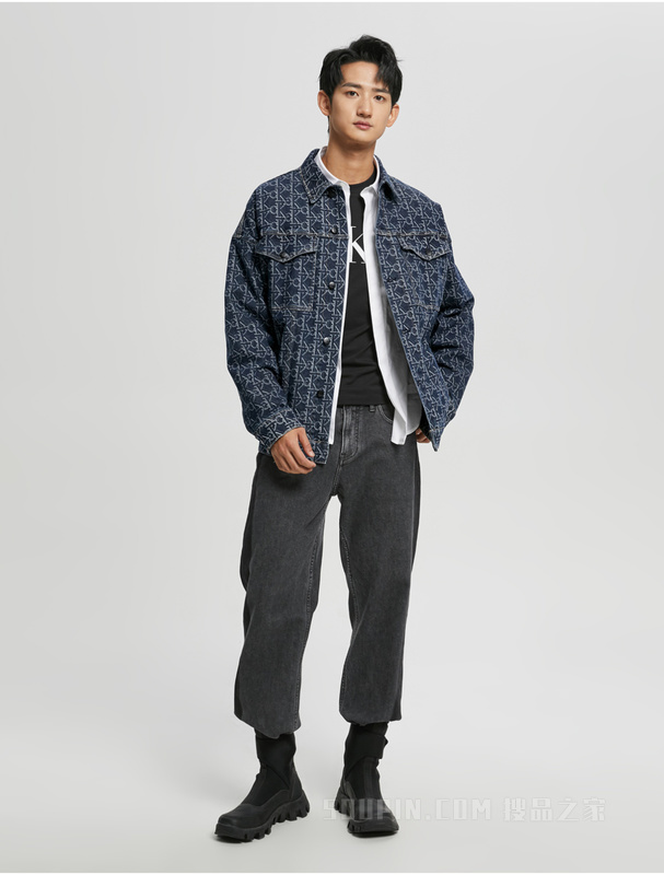 Calvin Klein 22早秋新款男时尚数码LOGO印花满印翻领夹棉牛仔外套J322251